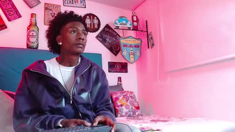 lili_roussi online show from October 2, 2:21 am