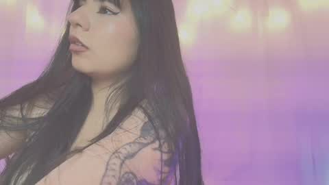 Lili online show from October 15, 8:20 pm