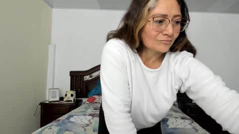liliamilf online show from September 18, 12:25 am