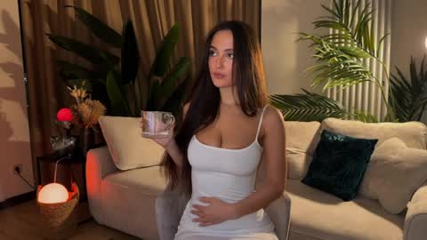 Lili  Nude ONLY Ticket or Fansly  online show from April 3, 9:55 pm