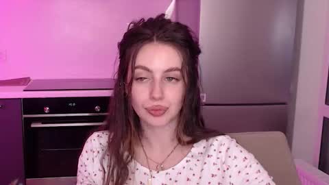 Lilu online show from February 9, 1:09 am