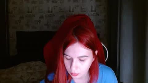 liliawoolf online show from March 10, 6:23 pm