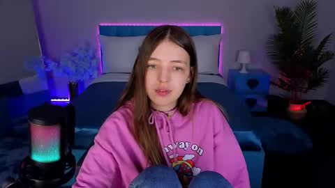 Lili Bakery online show from November 18, 2:25 am