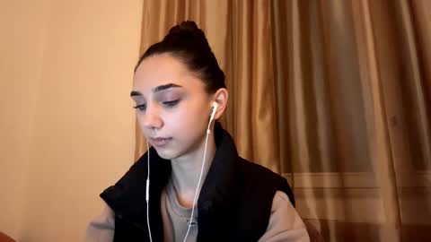 Lina online show from October 3, 10:18 pm