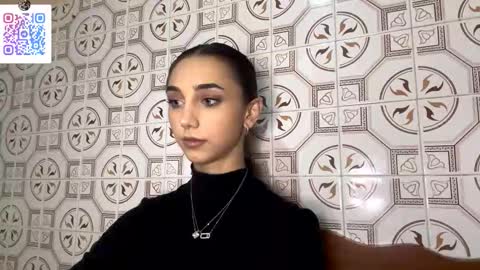 Lina online show from December 4, 10:31 pm