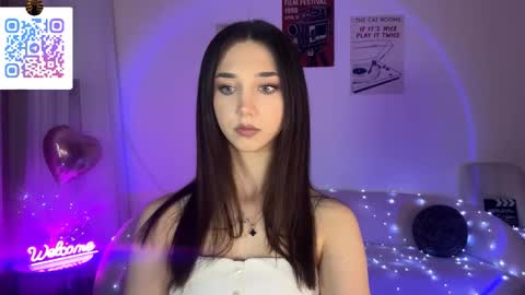 Lina online show from May 24, 10:27 pm