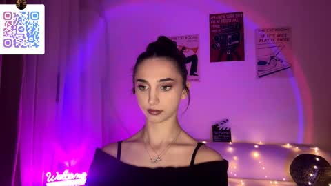 Lina online show from March 5, 10:30 pm