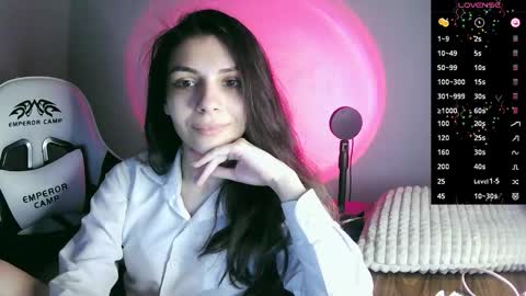 lilirose online show from September 20, 5:27 pm