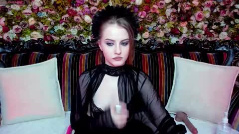 lilit_el_ online show from September 29, 2:21 am