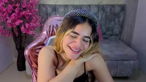 Lilith  online show from October 27, 12:43 am