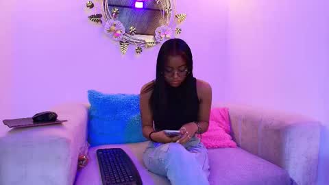 lilith_and_draven online show from November 5, 9:50 pm