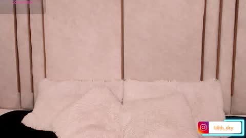 Snapshot of lilith_dry chatting on September 11, 2:29 pm lilith_dry online show from September 11, 2:29 pm