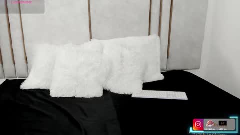 Snapshot of lilith_dry chatting on September 14, 10:22 pm lilith_dry online show from September 14, 10:22 pm