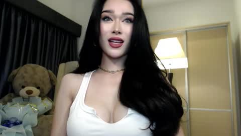 Snapshot of lilith_mazikeen69 chatting on September 13, 11:45 am QUEEN LILITH BORBON online show from September 13, 11:45 am