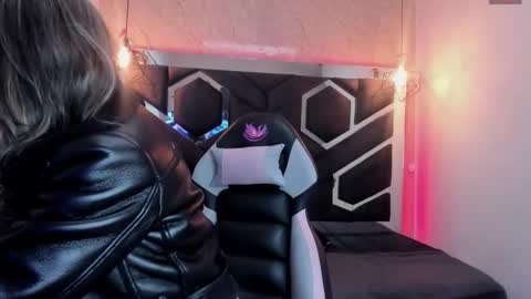 Snapshot of lilith_nv chatting on March 10, 11:23 am Lilith online show from March 10, 11:23 am
