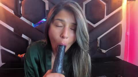 Snapshot of lilith_nv chatting on February 13, 5:22 pm Lilith online show from February 13, 5:22 pm