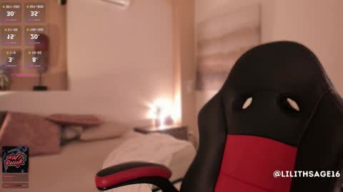 lilith_sage_ online show from January 13, 12:02 pm