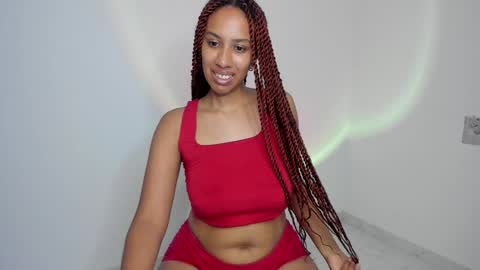 Snapshot of lilith_vision chatting on December 26, 3:06 am Alejandra online show from December 26, 3:06 am