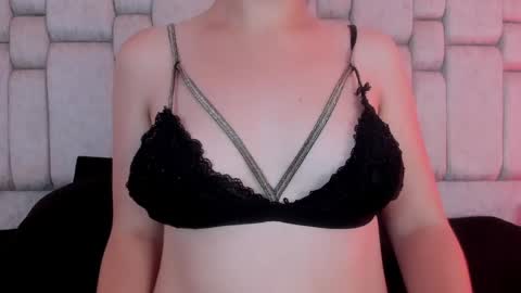 Welcome to Lilith room online show from April 11, 7:45 am