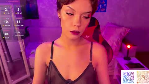 lilithbroke69 online show from May 8, 7:41 pm