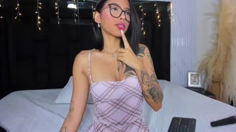 Lilith luxorr online show from January 12, 1:40 pm