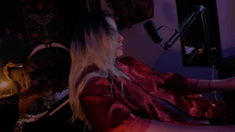 lilithmystic01 online show from January 24, 10:32 am