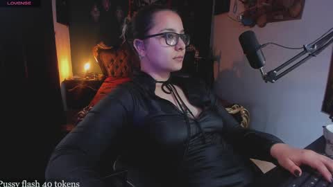 lilithmystic01 online show from February 13, 1:05 pm