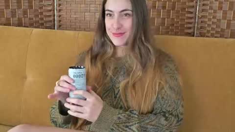 L online show from April 13, 5:06 pm