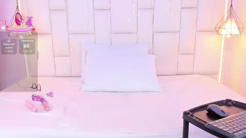 Lilith online show from November 30, 4:30 am