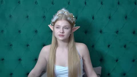 lilitrosen online show from October 20, 7:19 pm