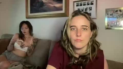 lilldaddysgirl online show from February 11, 5:06 pm