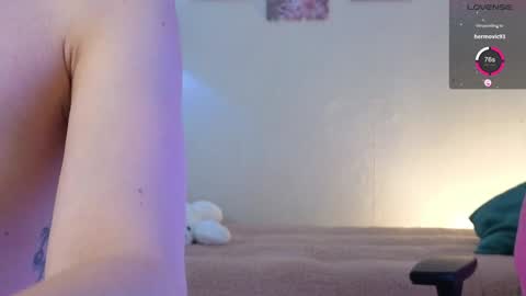 Snapshot of lill_mary chatting on January 26, 5:13 am Maria online show from January 26, 5:13 am