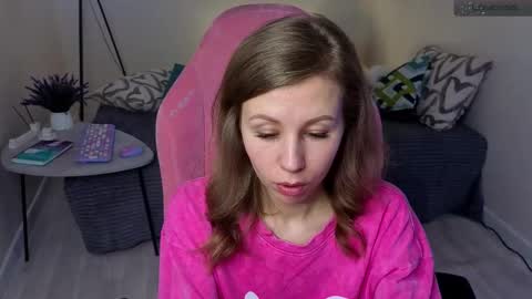 Snapshot of lill_mary chatting on March 10, 7:33 am Maria online show from March 10, 7:33 am