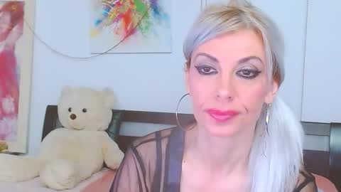 Lara online show from March 26, 11:21 pm