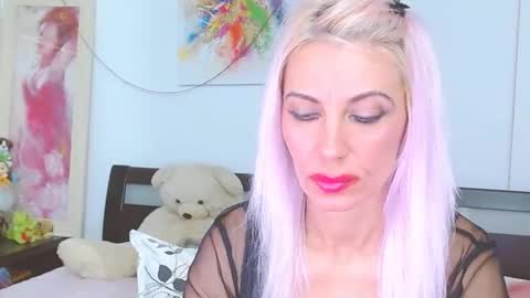 Lara online show from October 6, 2:51 am