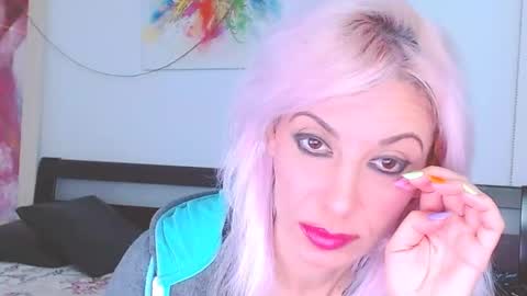 Snapshot of lillianasara chatting on March 2, 7:56 pm Lara online show from March 2, 7:56 pm