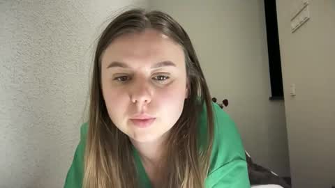 Lily online show from October 12, 2:37 am