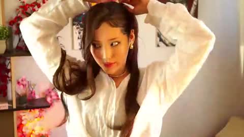 lillie_sun online show from June 20, 1:06 pm