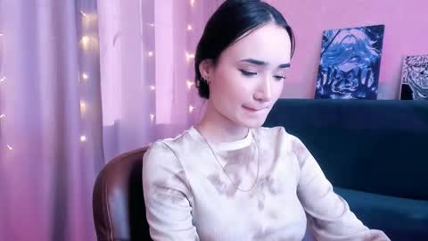 Lily online show from February 14, 9:56 am