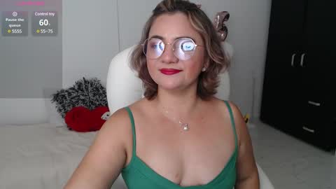 Lilly online show from January 25, 12:06 am