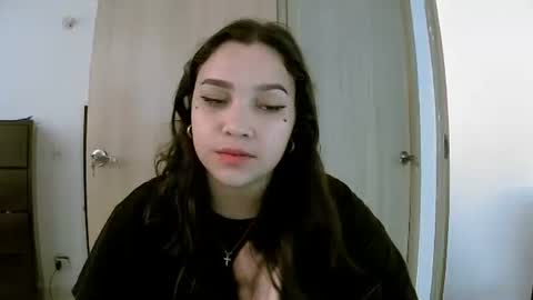 Sey - Lilly  online show from February 19, 9:03 pm