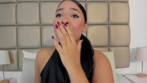 Lilly  online show from May 29, 4:32 am