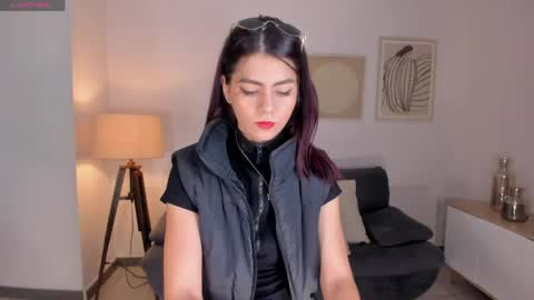 lillysolem online show from April 12, 8:46 pm