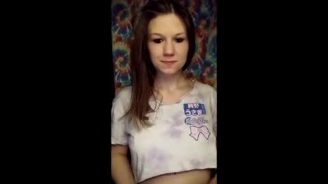 lilmissscorpi0 online show from April 12, 8:18 am