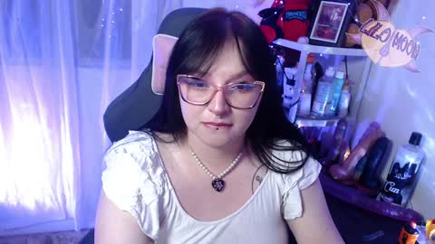 Lilo  online show from February 8, 4:03 am