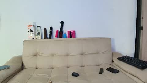 vanessa online show from November 25, 6:39 pm