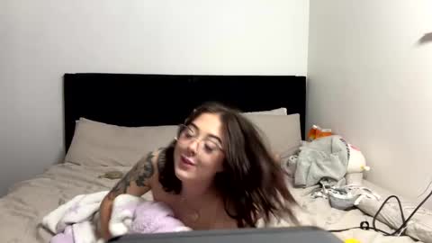 Roxy online show from February 24, 5:22 am