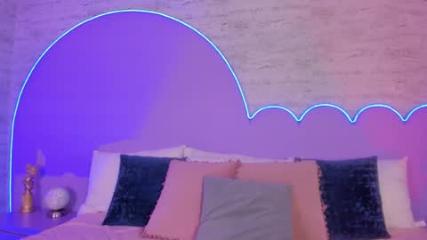 Lilou online show from September 16, 12:18 pm