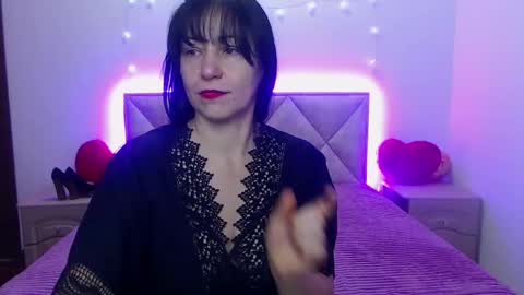 lilugrants online show from February 6, 10:12 pm