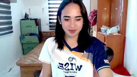 Lily Darling online show from November 27, 1:02 am